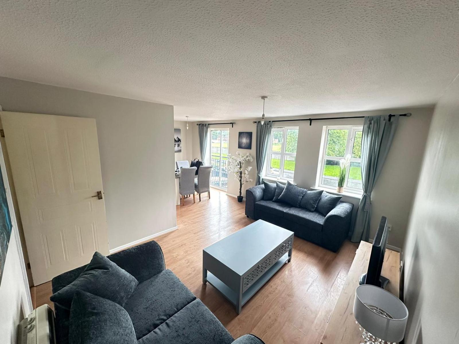 Lovely 2 Dbl Bed Apartment Near Heaton Park And North Manchester Hospital With Parking Ngoại thất bức ảnh